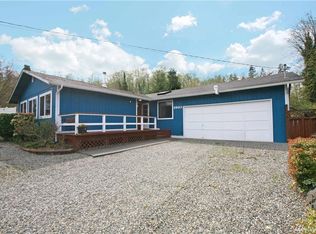 39011 Sherlind Dr NE, Hansville, WA 98340