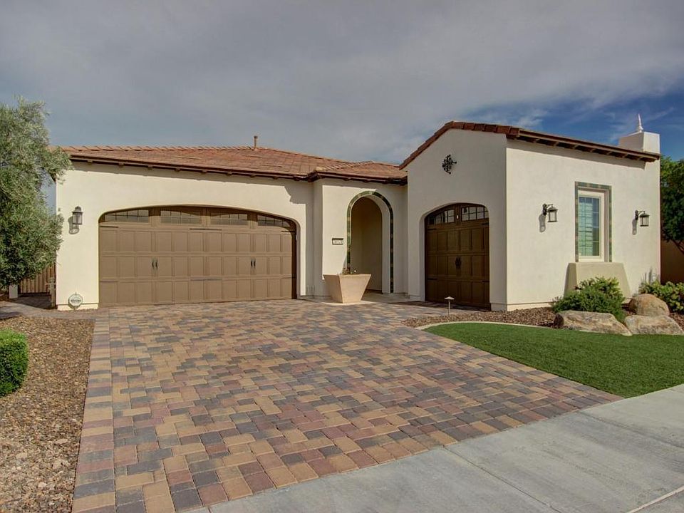 1st image of 28521 N 127th Ln