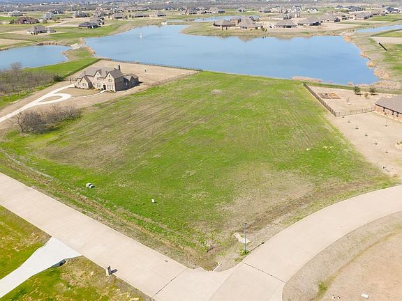 3rd image of 1470 Windpointe Dr Lot 125