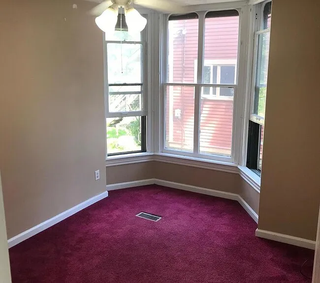 738-740 McCourtie St #738 — Photo 9
