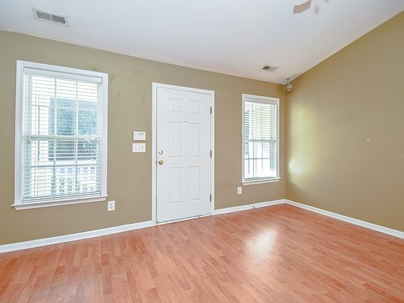 5th image of 6242 Dumont Ln
