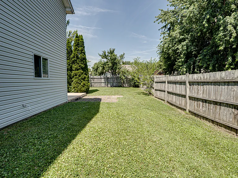 1130 Brockton Ct — Photo 21