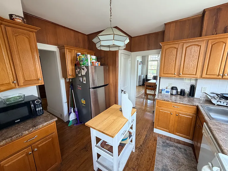 1673 Beacon St #2 — Photo 4