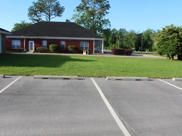 117 W Camphor Ave, Foley, AL 36535