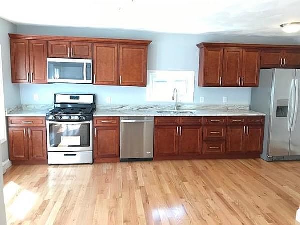 1st image of 59 S Leyden St