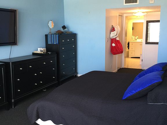 4th image of 2200 S Ocean Ln APT 1407