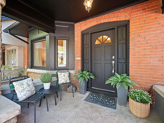 4th image of 276 Durie St