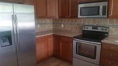 3rd image of 303 Noah Ln