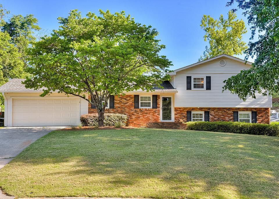 1st image of 3600 Westhampton Dr