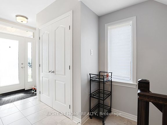 4th image of 895 Antonio Farley St