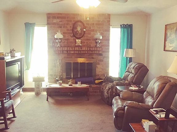 4th image of 6329 Fitzhugh Dr