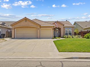 5203 W Monte Vista Ave, Visalia, CA 93277