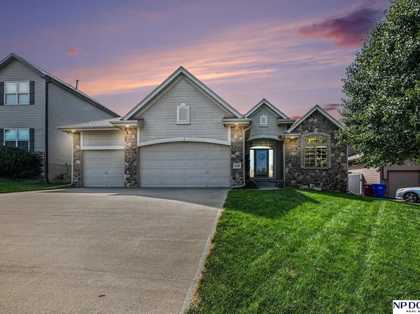 11308 S 47th St, Bellevue, NE 68133