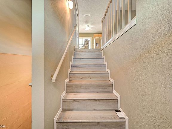 4th image of 104 Windsong St