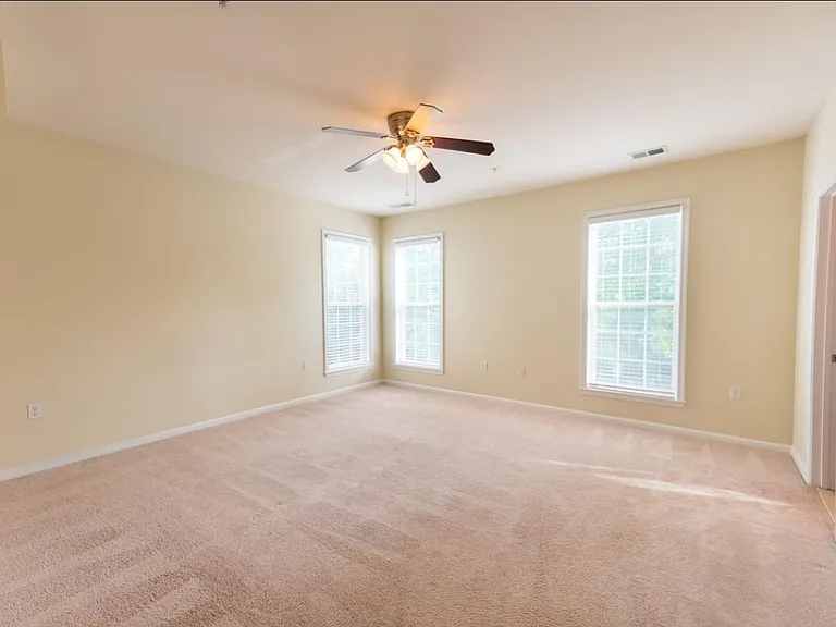 6783 Hampton Bay Ln — Photo 15