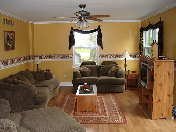 GREAT ROOM