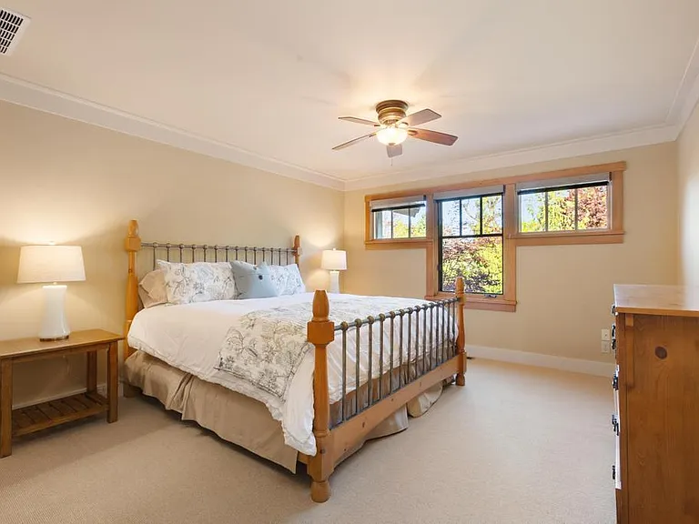 3558 N Hyacinth Ln — Photo 30