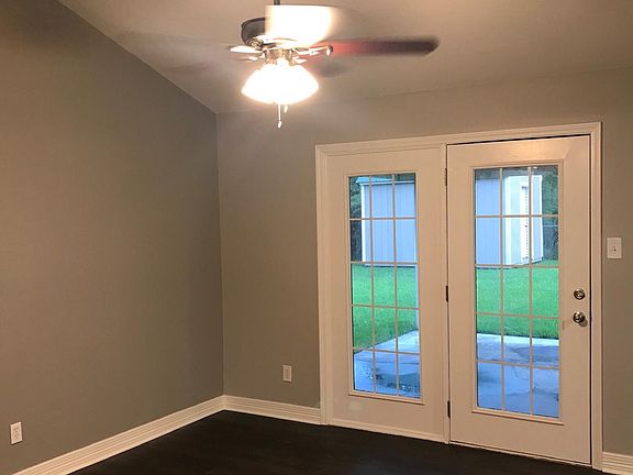 2nd image of 1139 Bernice Ln
