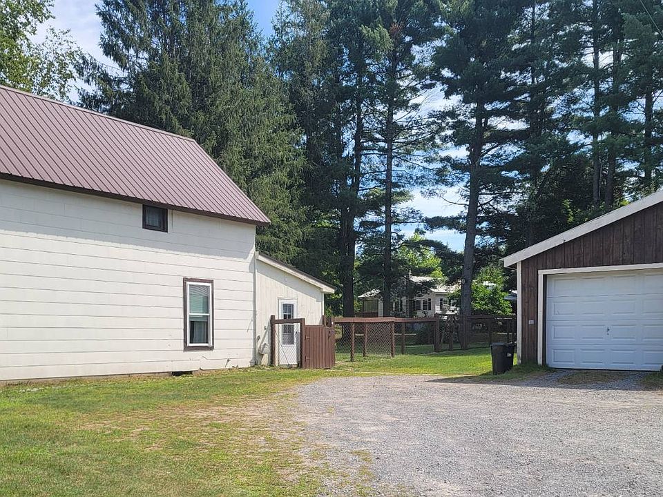 1st image of 7568 Lyons Dale Rd