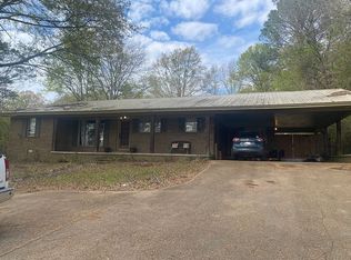 740 Middleton Rd, Winona, MS 38967