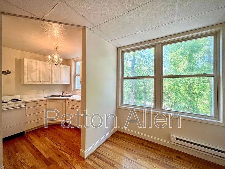 43 Ravenscroft Dr #3 — Photo 4