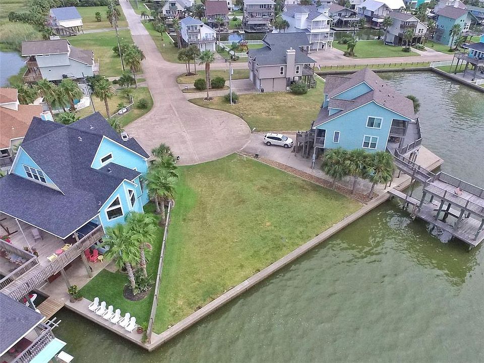1st image of 3719 Laguna Dr
