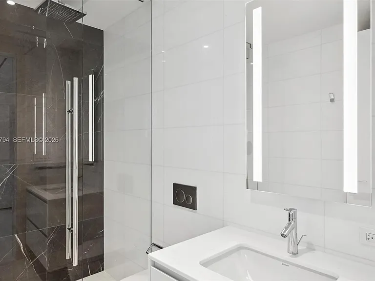 300 Biscayne Boulevard Way #3805W — Photo 11