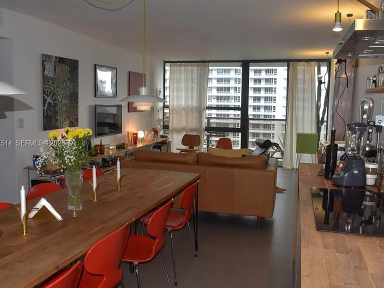 600 NE 36th St #1711 — Photo 15