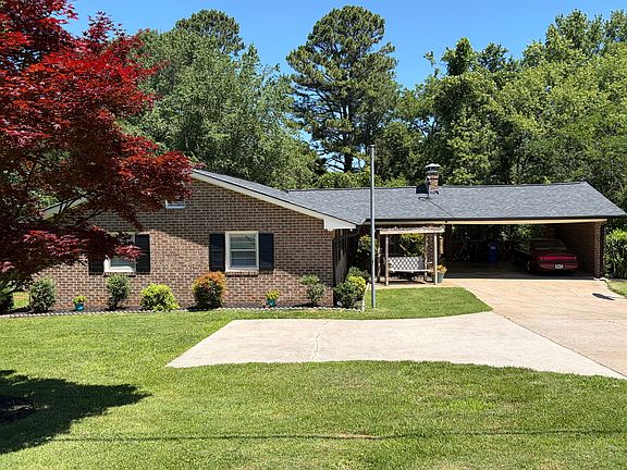 2nd image of 344 Holly Dr