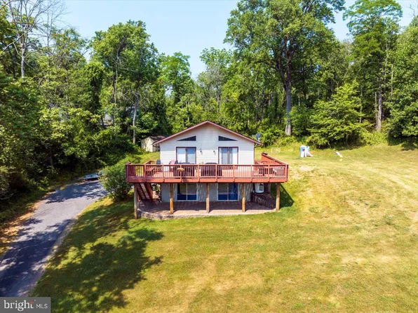 1522 Golf Course Rd, Birdsboro, PA 19508
