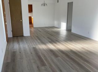 319 E Tamarack Ave #1, Inglewood, CA 90301