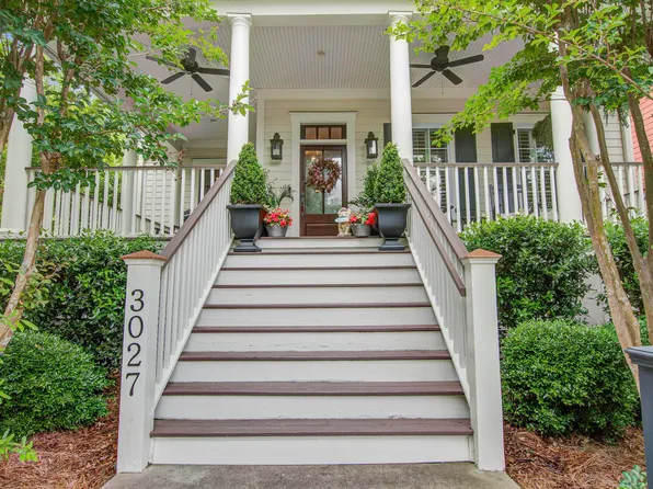 3027 Viscount St, Charleston, SC 29492