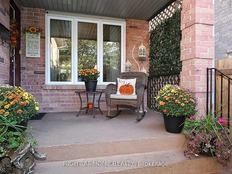 28 Mullen Dr — Photo 2