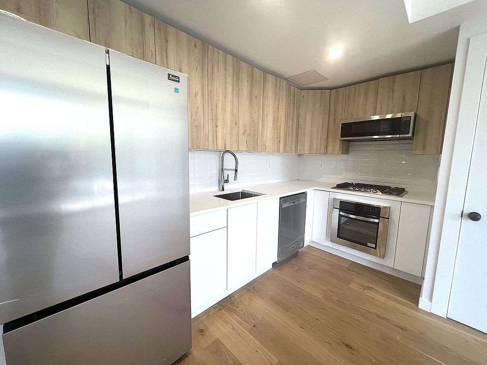 1st image of 30-12 14th St #402B