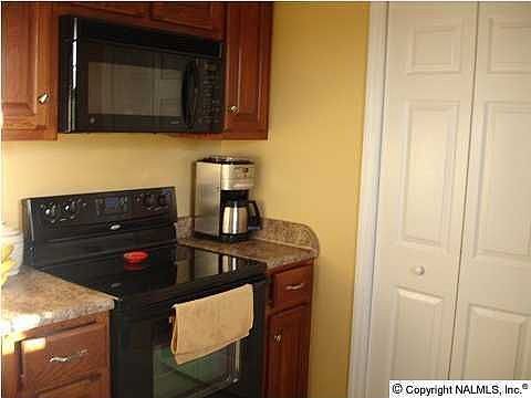 5th image of 223 Misty Cove Ct