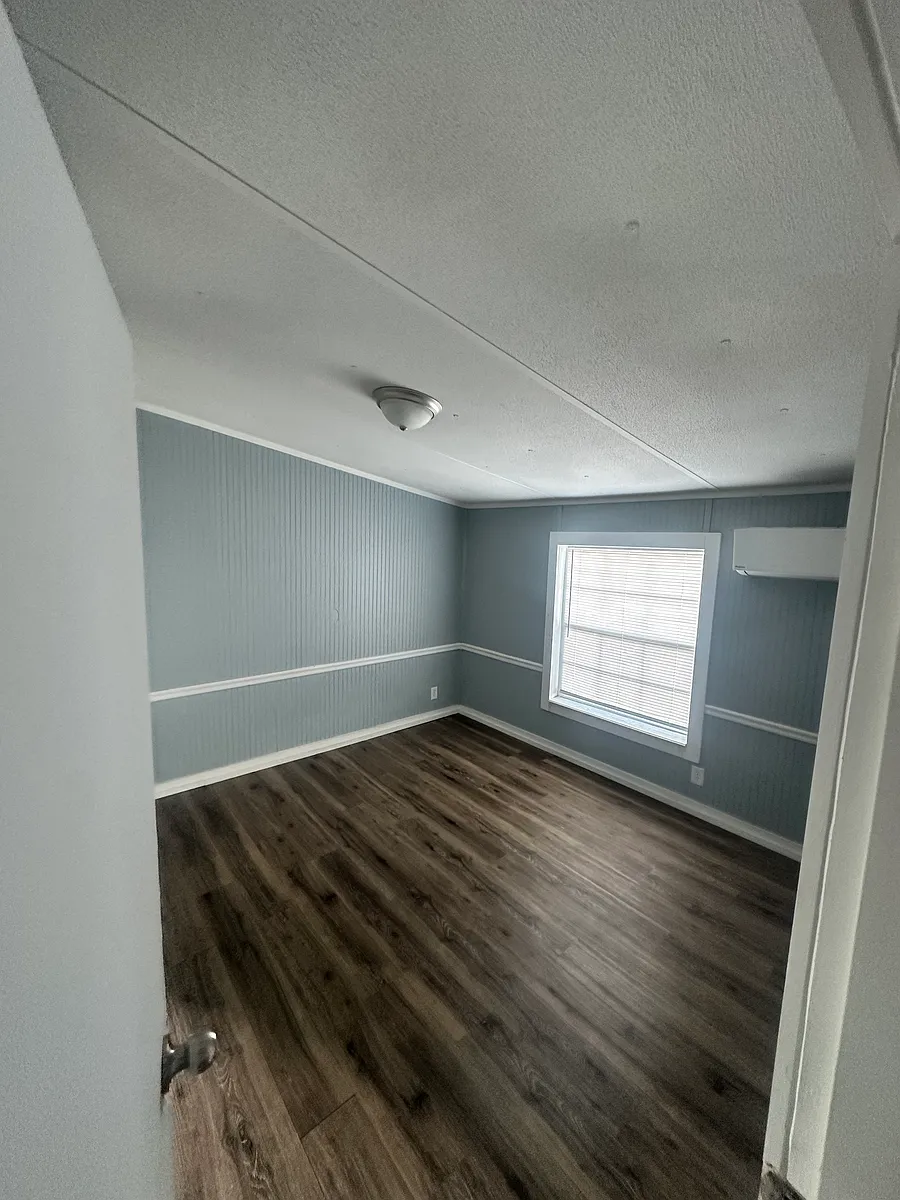 Building Photo - 7338 Highway 122 E #3