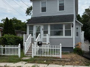112 N 2nd St, Pleasantville, NJ 08232