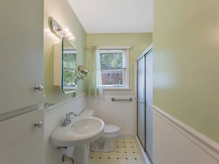 Full bath
