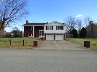 14235 Wayne Dr, North Huntingdon, PA 15642