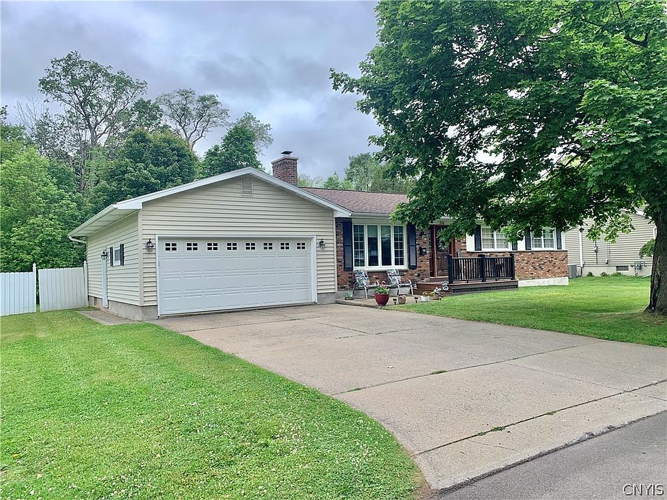 1st image of 706 Mapledale Ave