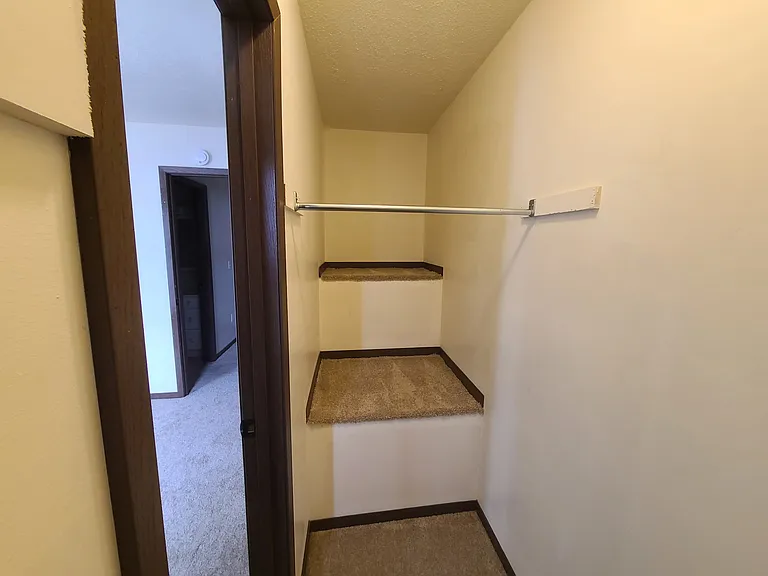 139 E Pike St — Photo 18