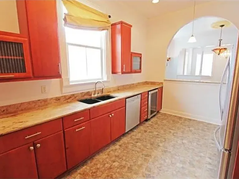 4136 Elba St — Photo 9