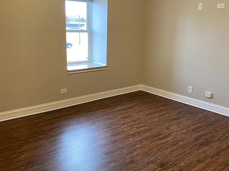 640 S Broadway St #3 — Photo 5