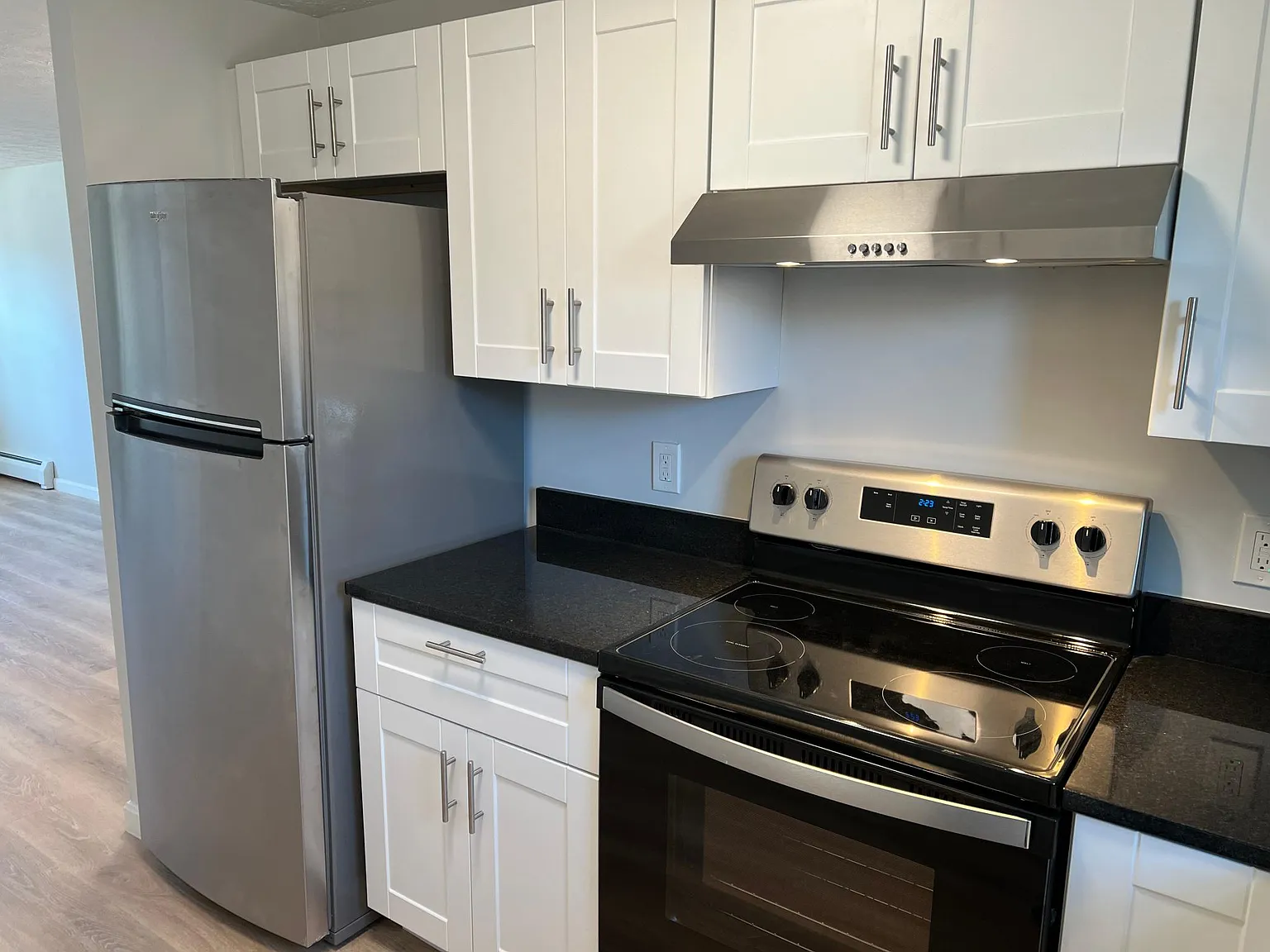 2 bed, $1,675 — Photo 2