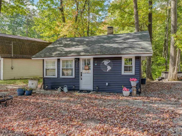 7924 Campbell Ave, Hale, MI 48739