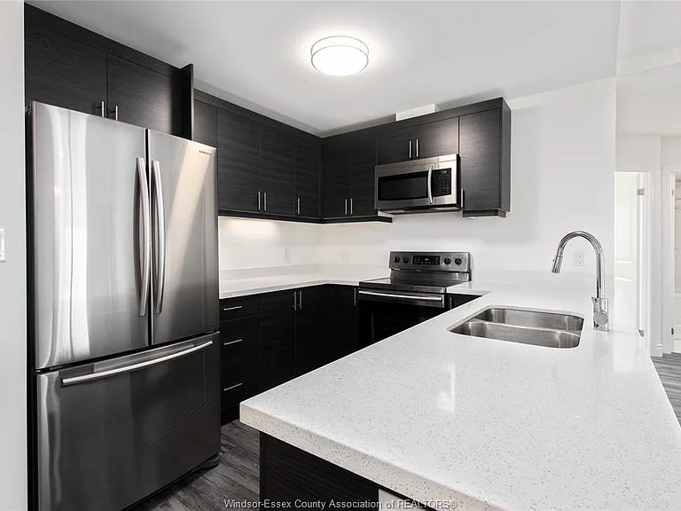 1675 Banwell Rd #307 — Photo 5