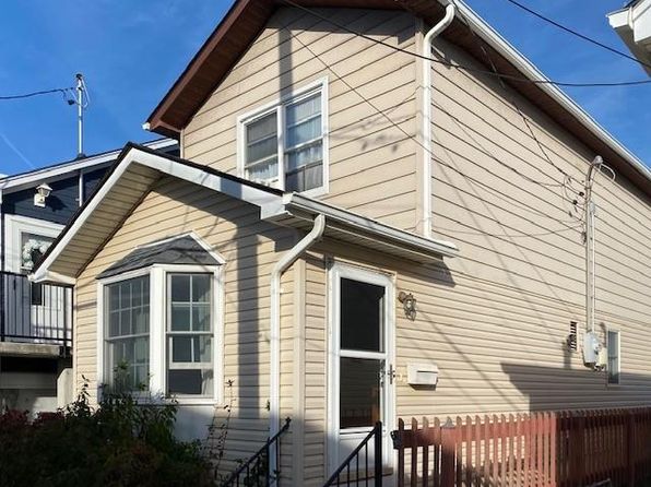 Breezy Point Real Estate Breezy Point New York Homes For Sale Zillow