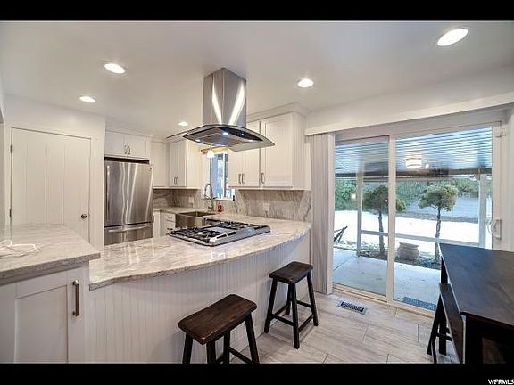 3rd image of 576 E Millcreek Way