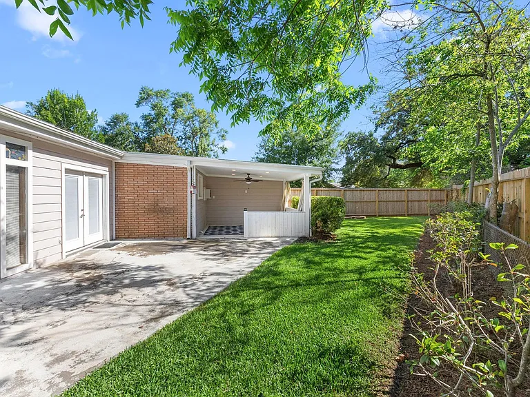 10310 Mayfield Rd — Photo 38
