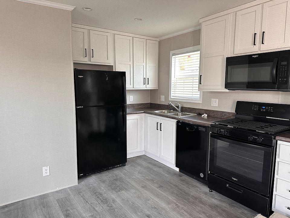 2nd image of 16691 Buckner Dr #509